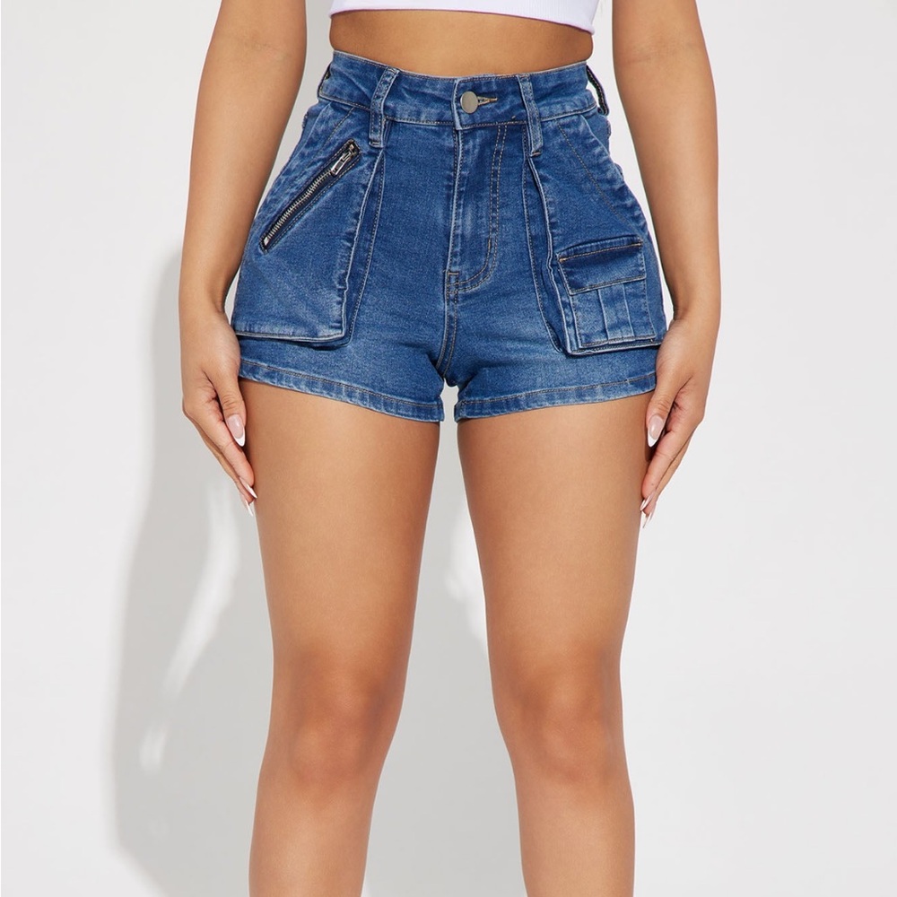 NWT cargo shorts